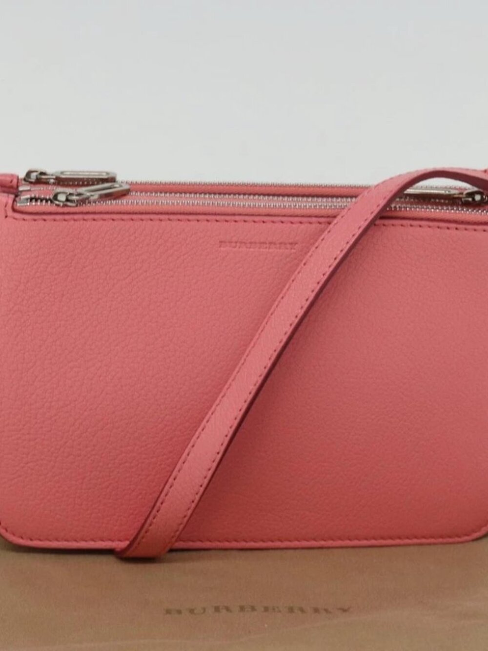 BURBERRY Shoulder Bag Leather Pink Auth - Picture 12 of 16